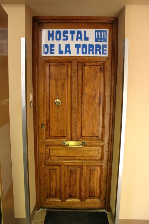 Hostal De La Torre Hostal Economico Valladolid Ngoại thất bức ảnh
